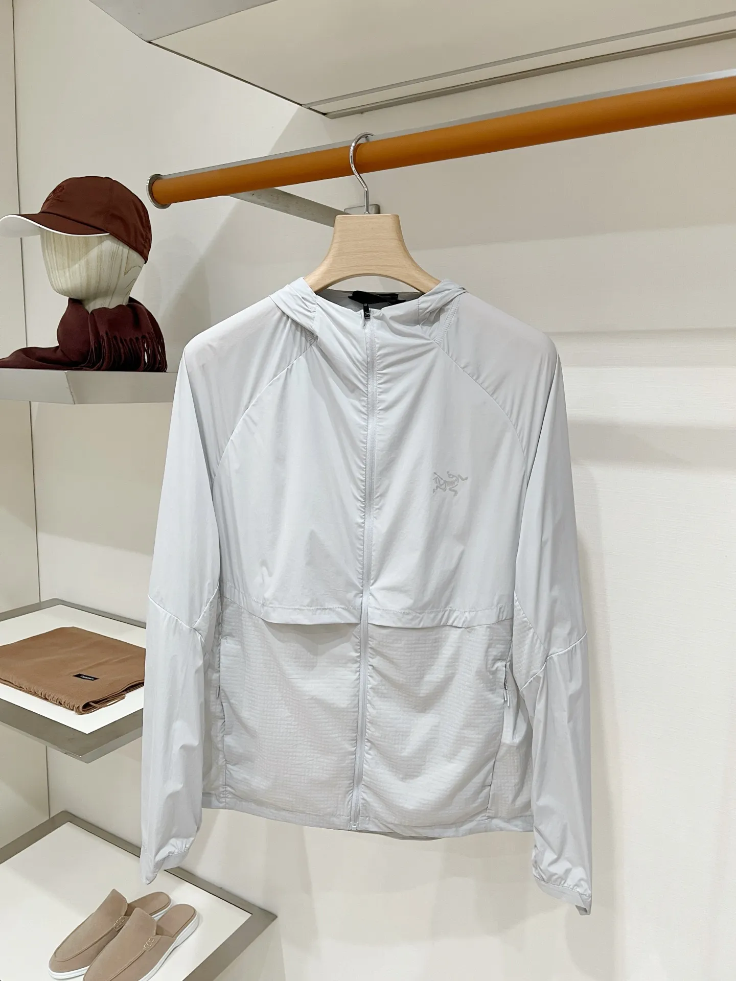 、2026 ， ， logo， Versatile 。 ， ， ， ，Sizes S-XXL